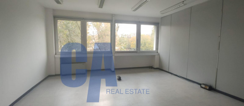 Immagine 10 di Ufficio in affitto  in VIA TONALE a Milano