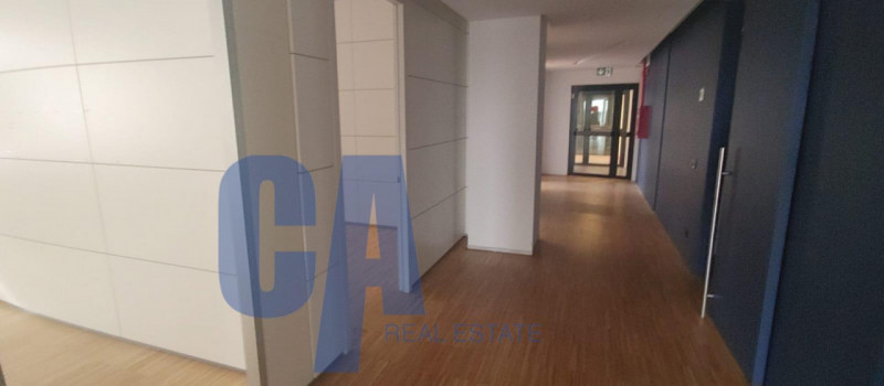 Immagine 19 di Ufficio in affitto  in VIA TONALE a Milano