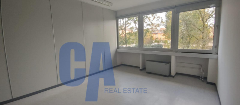 Immagine 20 di Ufficio in affitto  in VIA TONALE a Milano