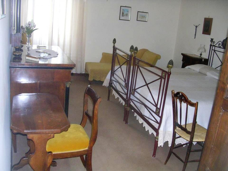 Immagine 8 di Appartamento in vendita  a Castiglione Del Lago