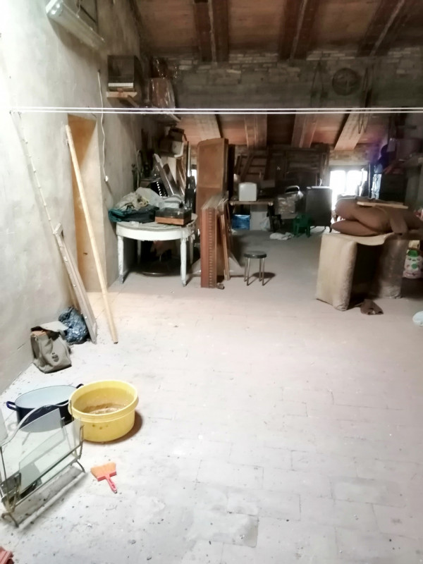 Immagine 12 di Appartamento in vendita  a Castiglione Del Lago