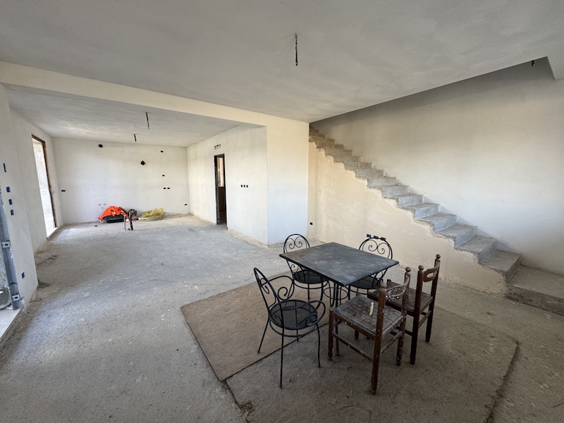 Immagine 6 di Casa bifamiliare in vendita  a Camponogara