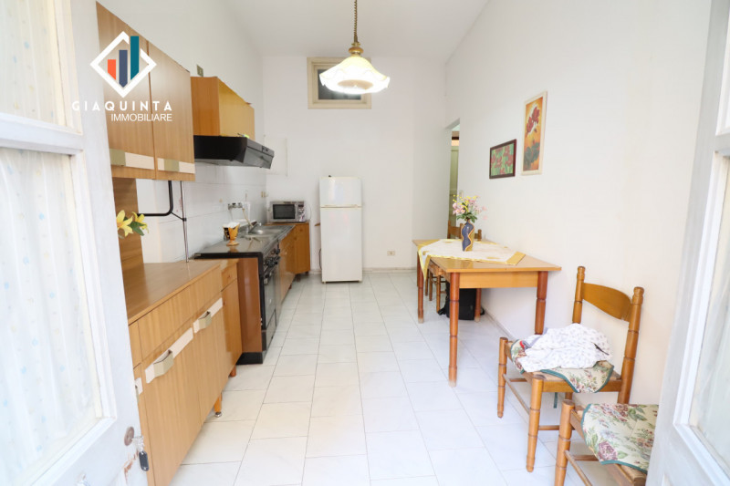 Immagine 11 di Appartamento in vendita  in vicolo San Vito n.03 a Palagonia