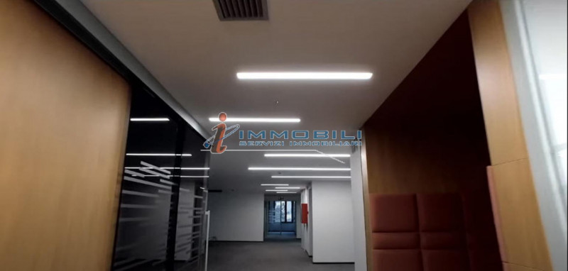 Immagine 19 di Ufficio in affitto  in VIA LOMAZZO PAOLO a Milano