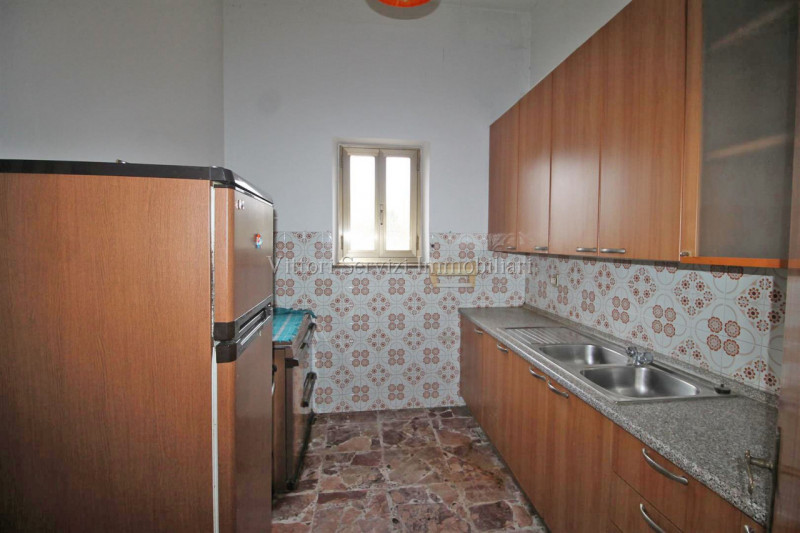 Immagine 8 di Casa indipendente in vendita  in via Basilicata a Torrita Di Siena