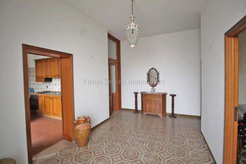 Immagine 9 di Casa indipendente in vendita  in via Basilicata a Torrita Di Siena