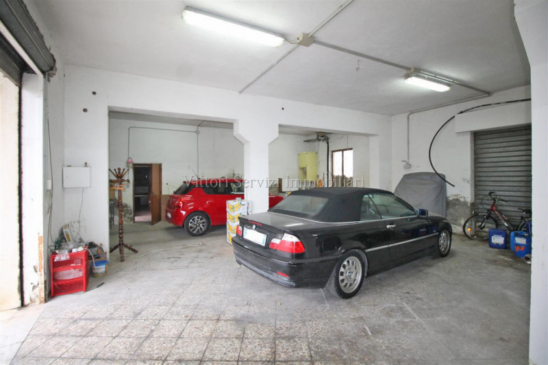 Immagine 18 di Casa indipendente in vendita  in via Basilicata a Torrita Di Siena