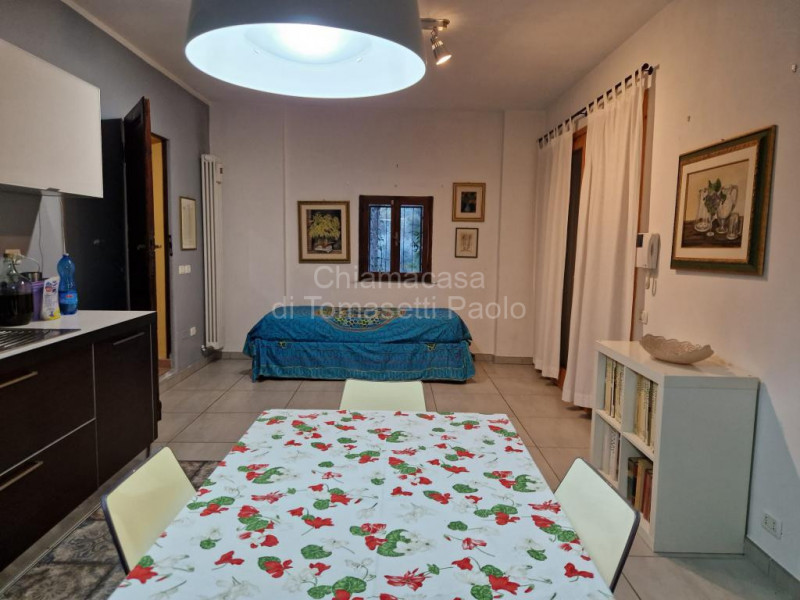 Immagine 54 di Villa in vendita  in roncosambaccio a Fano