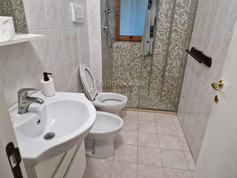 Immagine 58 di Villa in vendita  in roncosambaccio a Fano