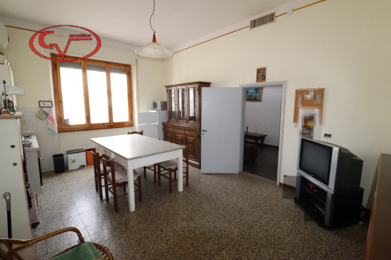 Immagine 3 di Appartamento in vendita  in via Dante Alighieri a Bucine