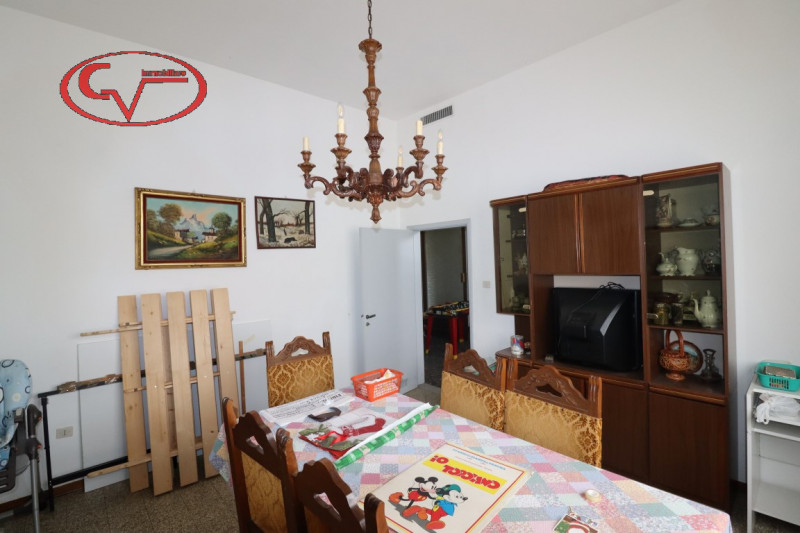 Immagine 7 di Appartamento in vendita  in via Dante Alighieri a Bucine