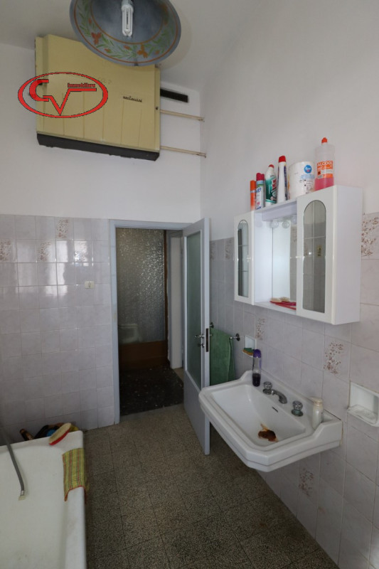 Immagine 13 di Appartamento in vendita  in via Dante Alighieri a Bucine