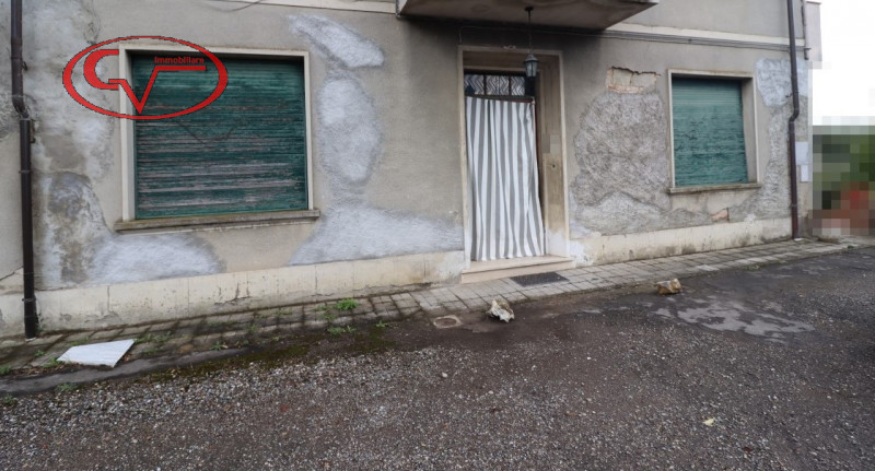 Immagine 22 di Appartamento in vendita  in via Dante Alighieri a Bucine