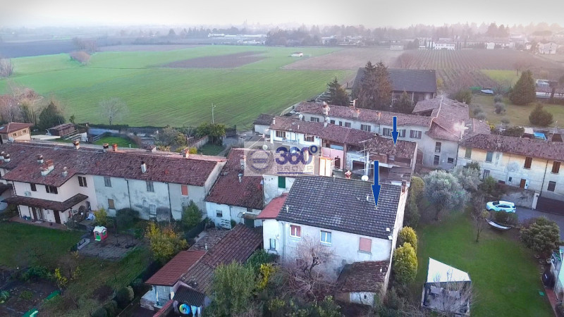 Immagine 18 di Casa indipendente in vendita  in Via S. Martino a Passirano