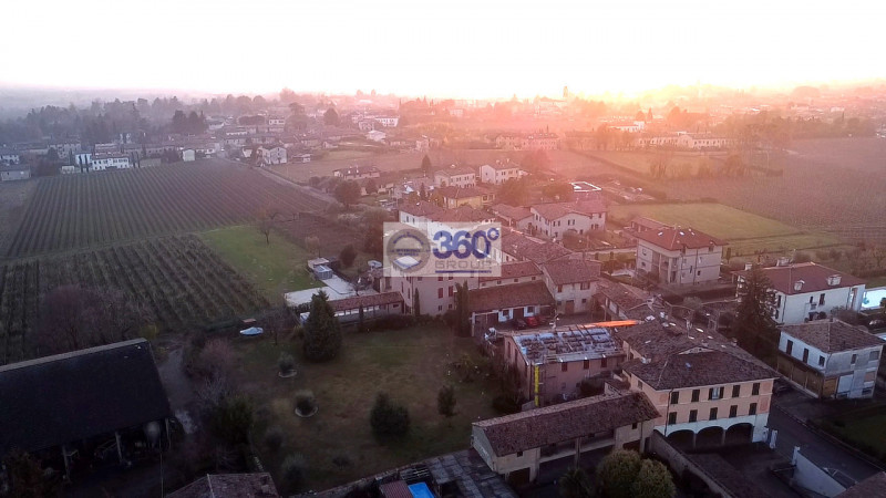 Immagine 20 di Casa indipendente in vendita  in Via S. Martino a Passirano