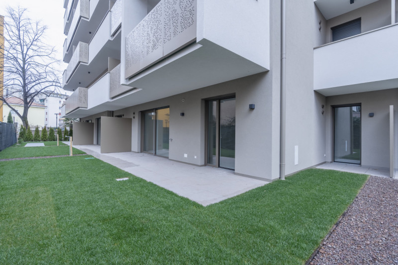 Immagine 1 di Appartamento in vendita  in Via Vicenza a Bolzano