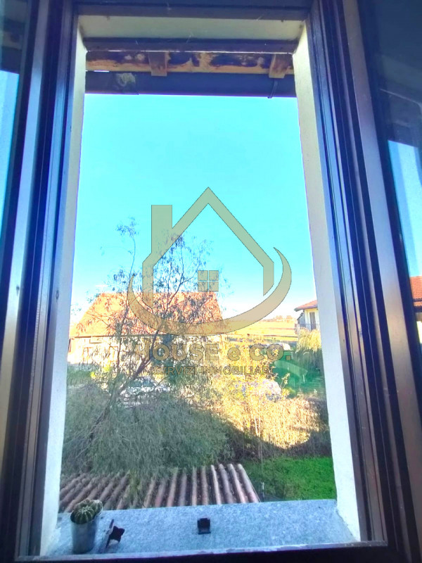 Immagine 26 di Villa in vendita  in Via Sanzio a Mortara