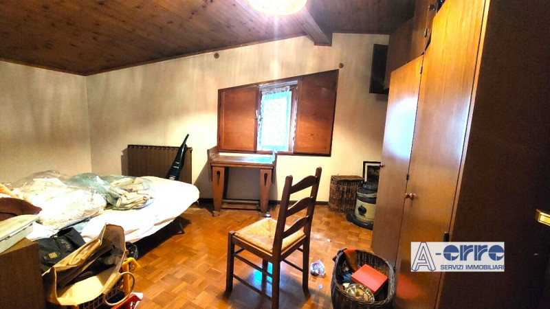 Immagine 15 di Casa indipendente in vendita  a Valbrenta