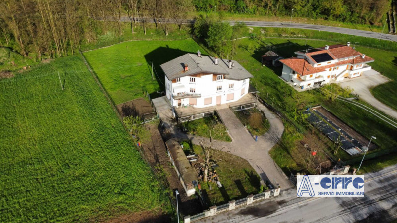 Immagine 20 di Casa indipendente in vendita  a Valbrenta