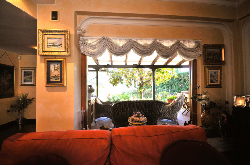 Immagine 13 di Villa in vendita  in Largo Guglielmo La Pegna a Roma