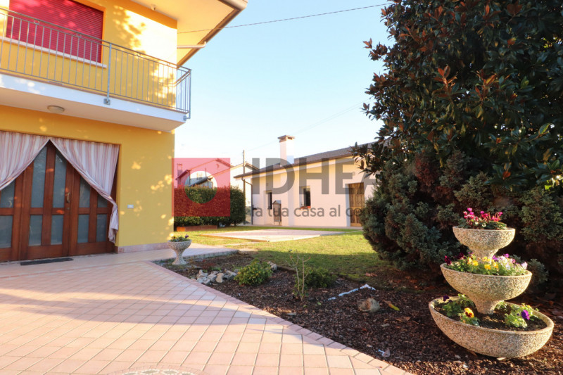 Immagine 21 di Appartamento in vendita  in ULSS a Preganziol