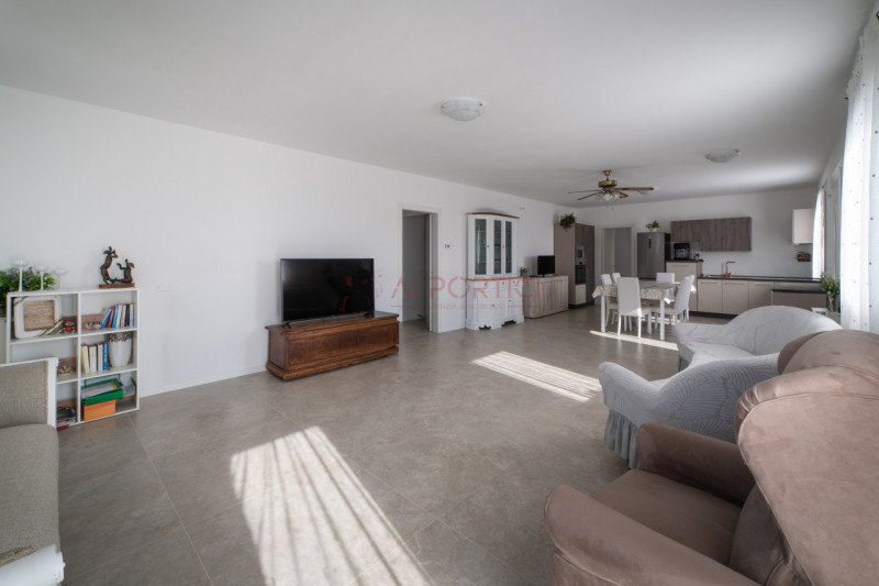 Immagine 3 di Villa in vendita  in Via Buffa a Brugine