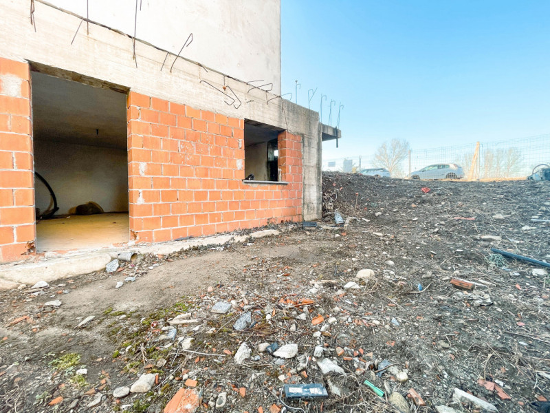 Immagine 3 di Casa bifamiliare in vendita  in via Papa Giovanni XXIII a Cavaglio D'agogna