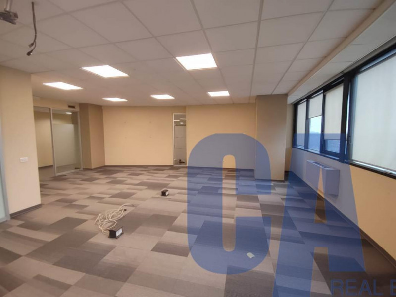 Immagine 21 di Palazzo in vendita  in VIA BARTOLOMEO COLLEONI a Agrate Brianza