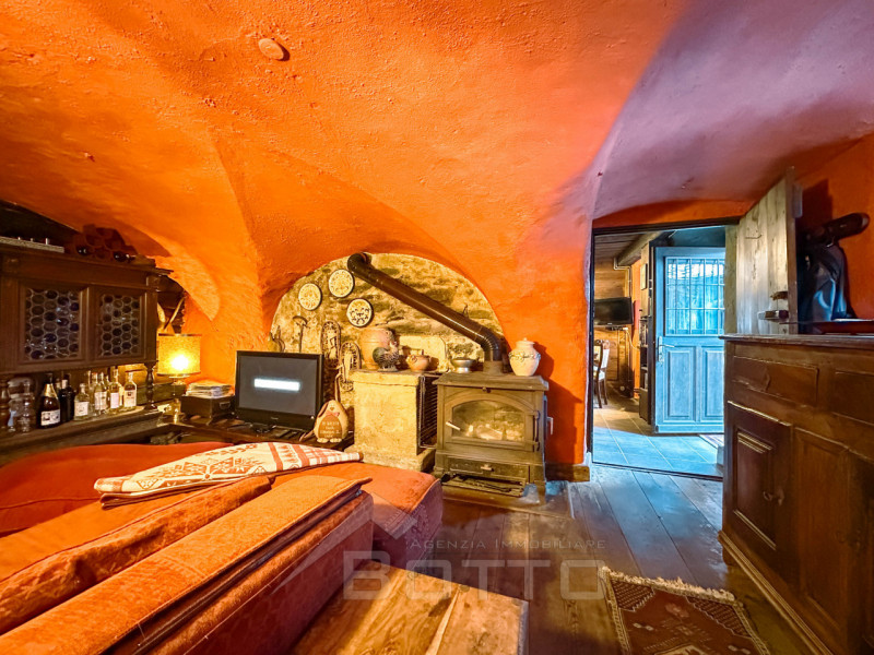 Immagine 14 di Appartamento in vendita  in Frazione Boccorio, 15 a Alagna Valsesia