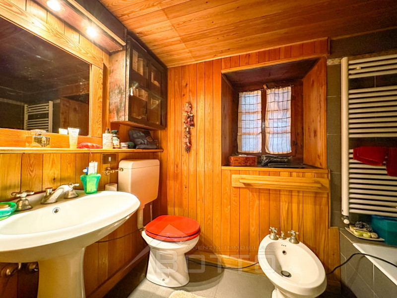 Immagine 20 di Appartamento in vendita  in Frazione Boccorio, 15 a Alagna Valsesia