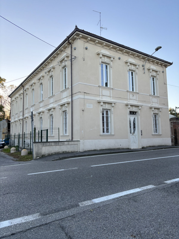 Immagine 1 di Appartamento in affitto  in VIA ROMA 32 a Colorno