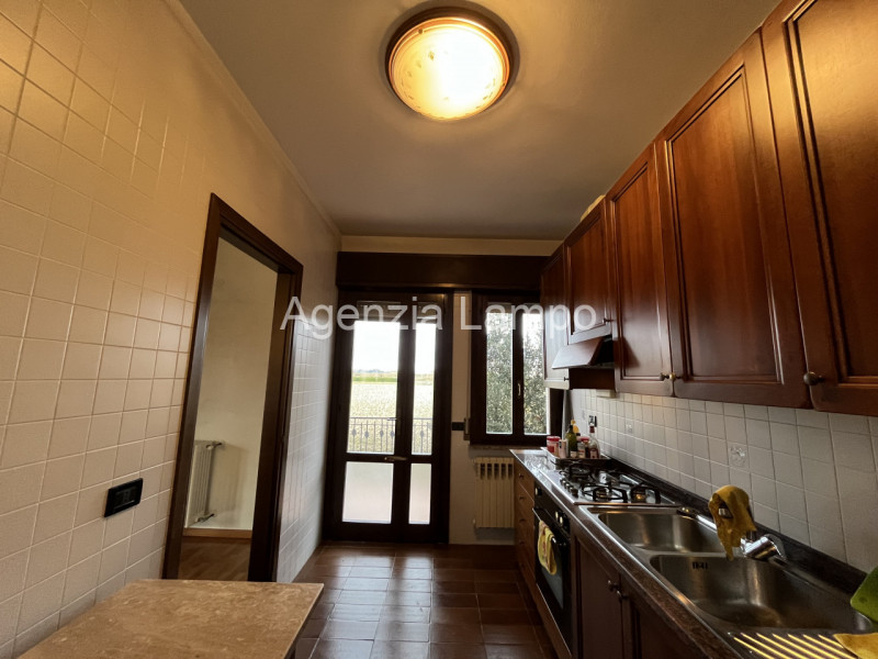 Immagine 6 di Villa in vendita  in Via de Gasperi a Eraclea