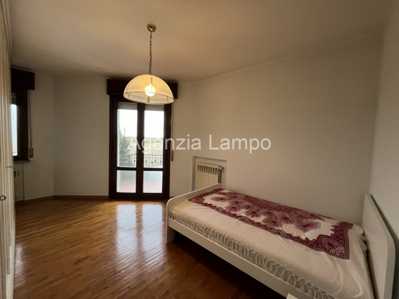 Immagine 9 di Villa in vendita  in Via de Gasperi a Eraclea