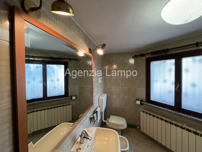 Immagine 19 di Villa in vendita  in Via de Gasperi a Eraclea