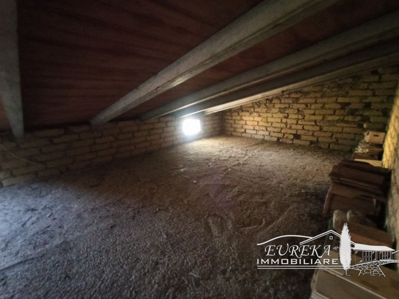 Immagine 39 di Casa indipendente in vendita  in via roma 152 a Castiglione Del Lago