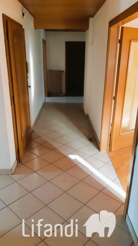 Immagine 2 di Palazzo in vendita  a Bronzolo .Branzoll.