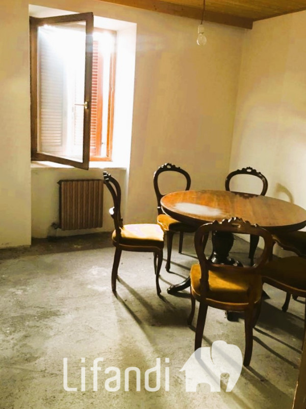 Immagine 4 di Palazzo in vendita  a Bronzolo .Branzoll.