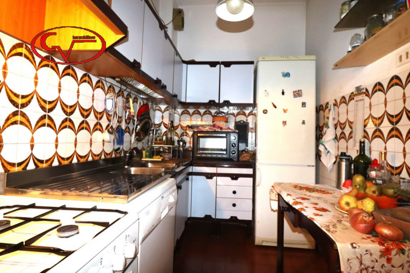 Immagine 6 di Appartamento in vendita  in via 24 maggio a Montevarchi