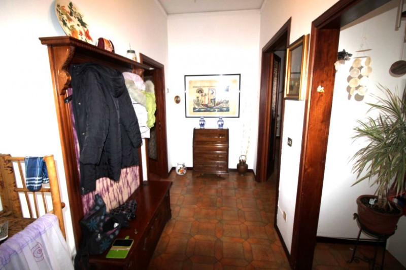 Immagine 26 di Appartamento in vendita  in via 24 maggio a Montevarchi