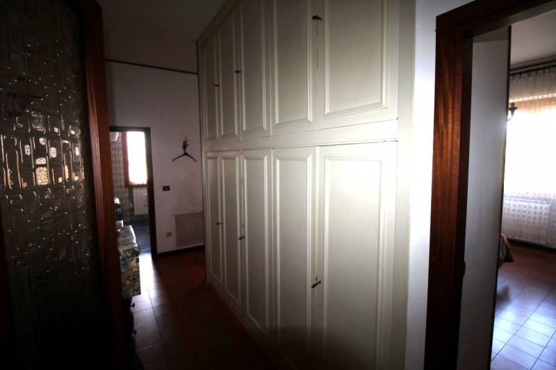 Immagine 31 di Appartamento in vendita  in via 24 maggio a Montevarchi