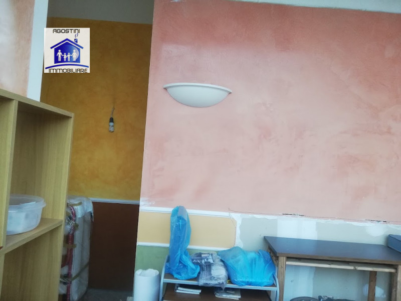 Immagine 4 di Ufficio in vendita  in Via del Commercio a Ascoli Piceno