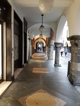 Immagine 1 di Attività commerciale in vendita  in Piazza Santo a Padova