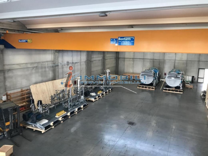 Immagine 12 di Laboratorio in vendita  in VIA CECHOV a San Giuliano Milanese