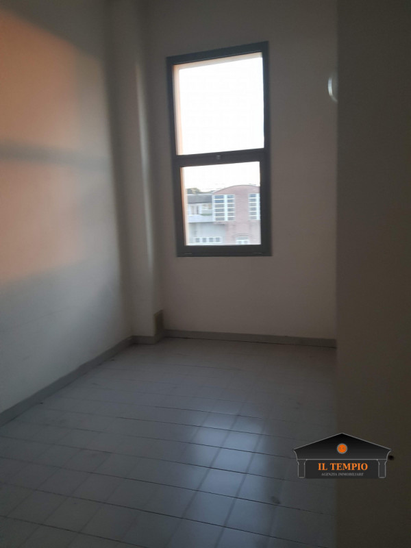 Immagine 6 di Capannone industriale in vendita  in VIA SAVIABONA a Vicenza