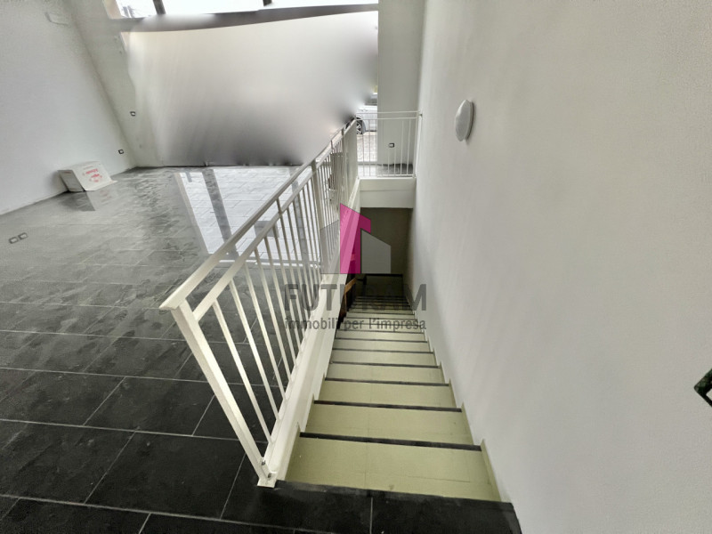 Immagine 13 di Negozio in affitto  in VIA ROMA a Caldogno