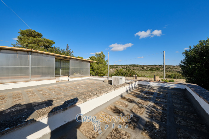 Immagine 44 di Villa in vendita  in SP360 a Taurisano