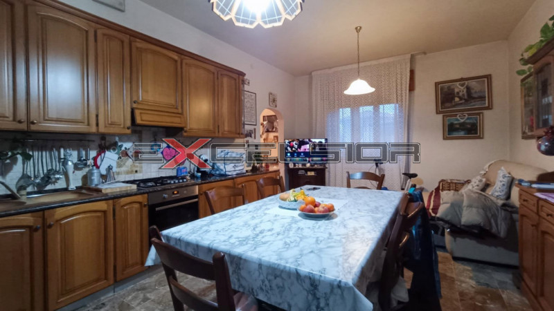 Immagine 5 di Appartamento in vendita  in Corso Risorgimento n. 160 - Porto Viro (RO) a Rosolina