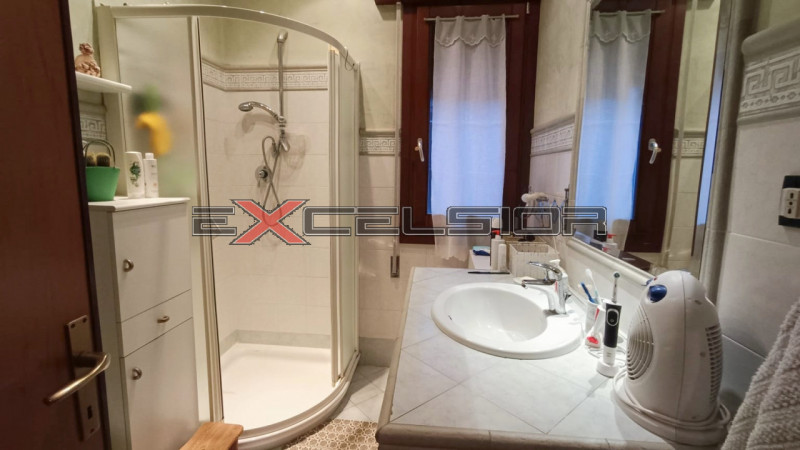 Immagine 6 di Appartamento in vendita  in Corso Risorgimento n. 160 - Porto Viro (RO) a Rosolina