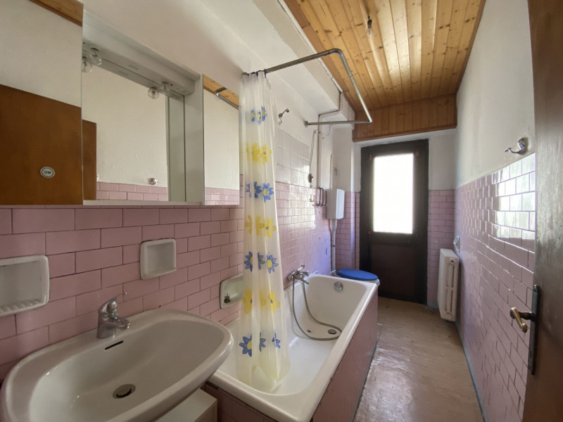 Immagine 10 di Appartamento in vendita  in Via Monte Grappa a Domegge Di Cadore