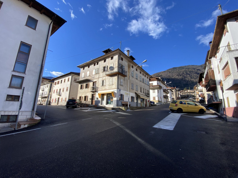 Immagine 14 di Appartamento in vendita  in Via Monte Grappa a Domegge Di Cadore